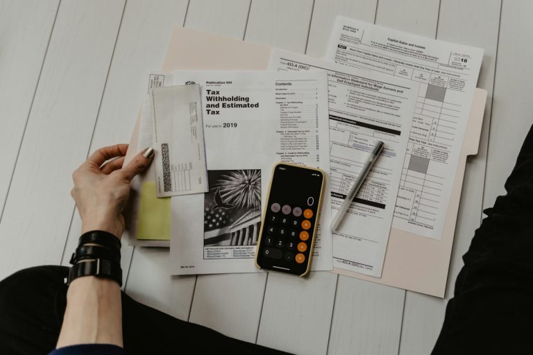 Calculating Advance Premium Tax Credits, Modified Adjusted Gross Income, and Subsidy Reconciliation tax documents calculator healthcare subsidy finance consultation